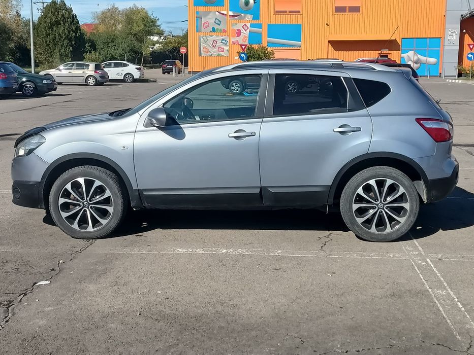 Nissan Qashqai 2012 1.6/131cp