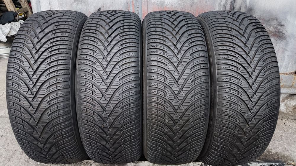 4бр. зимни гуми 205/55/17 Kleber Krisalp HP3 
dot23
7.5мм
Много добро