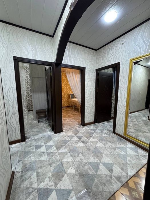 Шайхонтохур р-н Ибн-Сино-1 Ор-р:*Корзинка* 3⁴/2/4 (70м²)