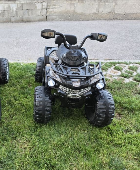 Акумулаторно бъги/ джип Kikkaboo