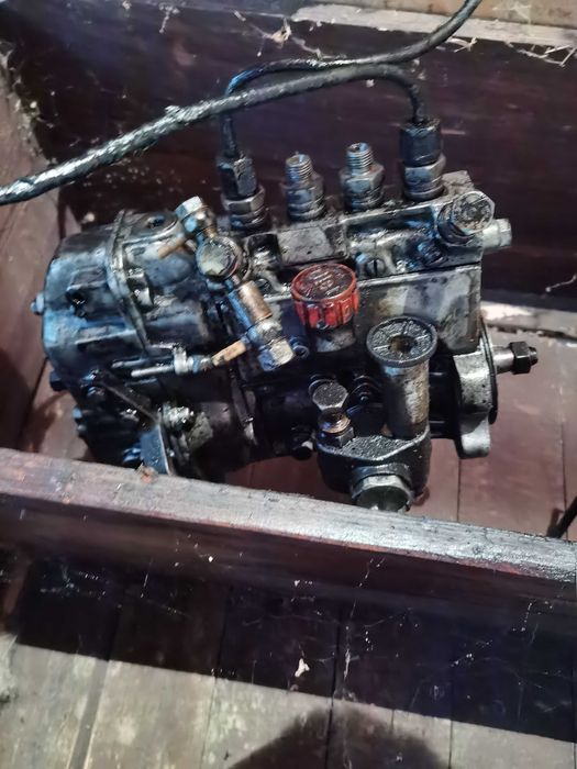 Vând pese tractor u650