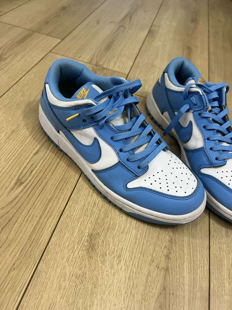 Nike shoes dunk