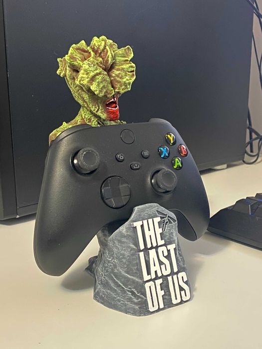The Last of Us Controller Stand 3d printed