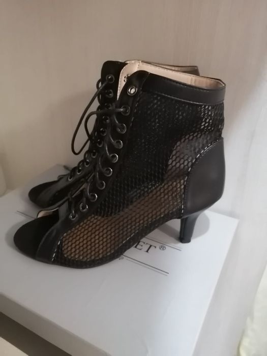 Обувь для танцев (бачата и т.п.