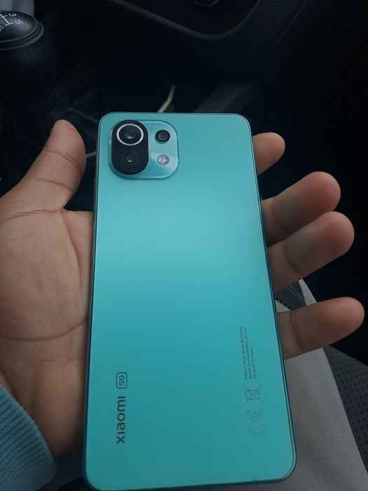 Vând xiaomi mi 11 lite 5G