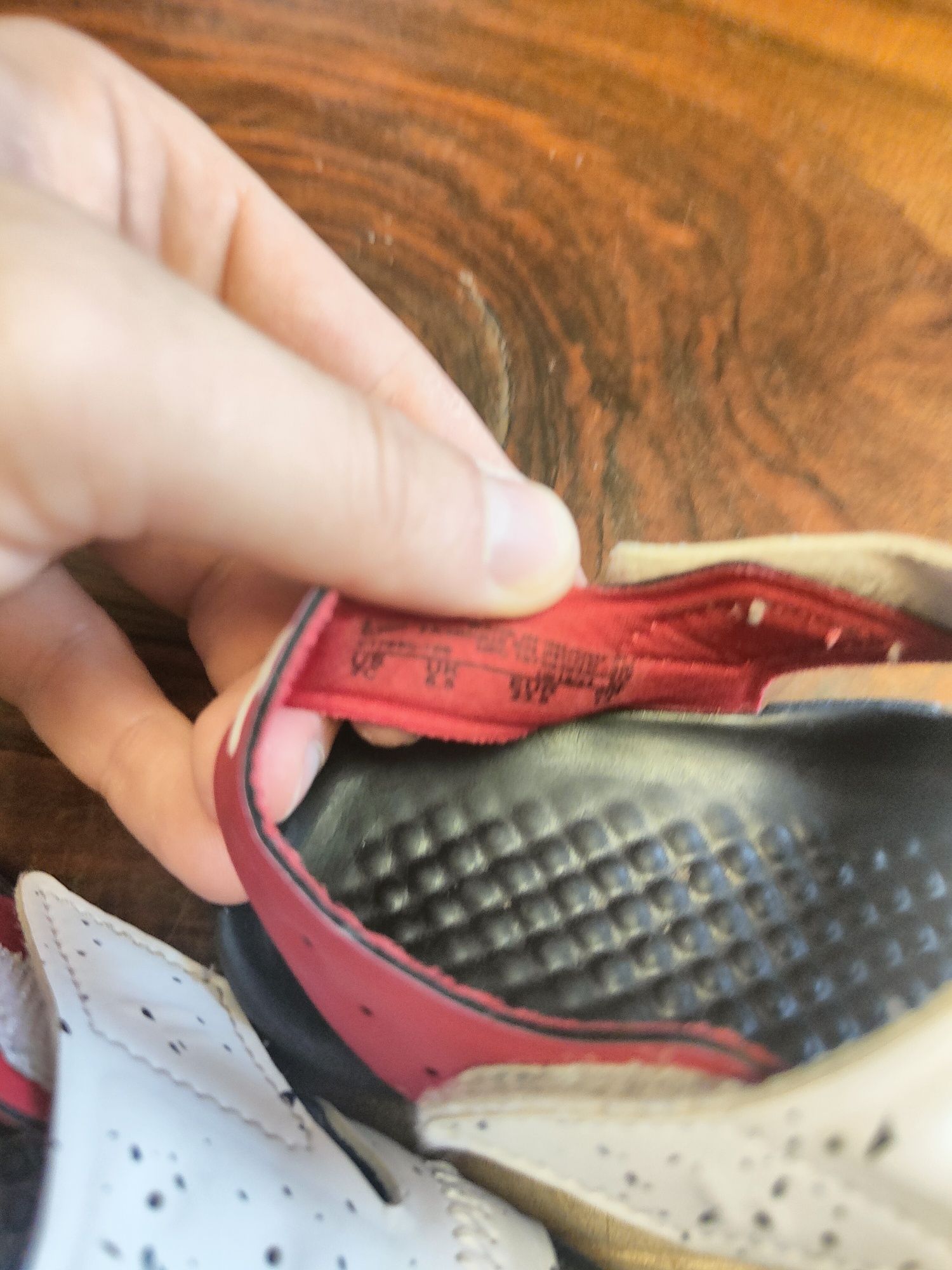 Бебешки сандали Nike Air Jordan размер 23.5, UK 5.5