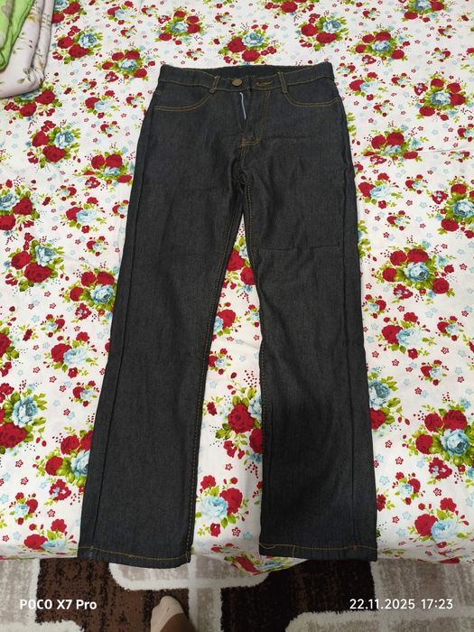 Продам джинсы брюка