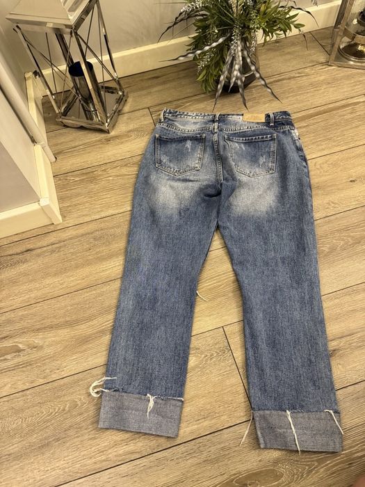 Джинсы женские стильные