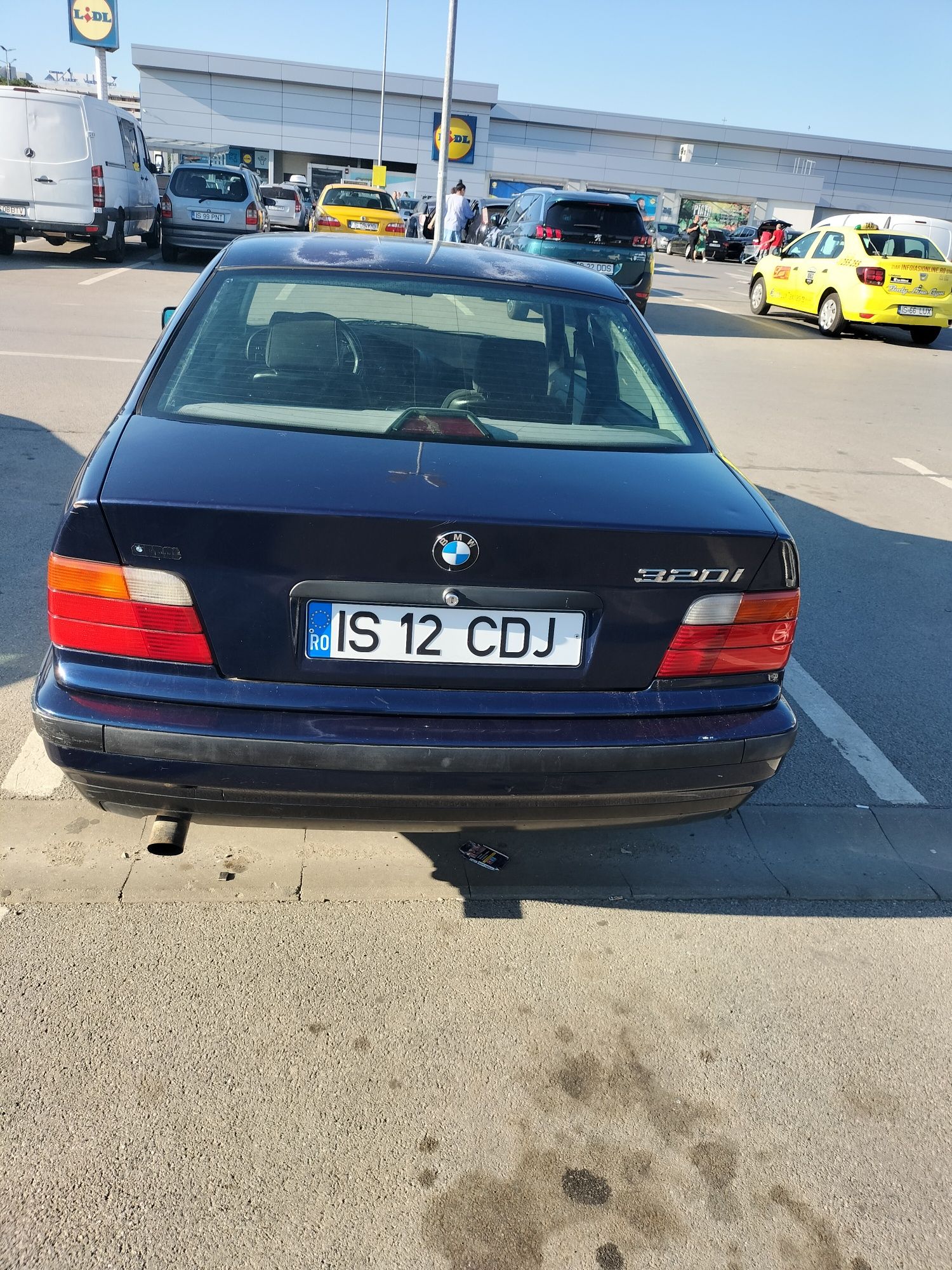 BMW E36 an 1994 benzină