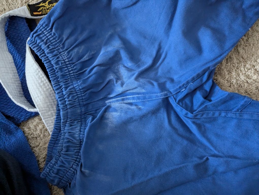 Продам кимано mizuno