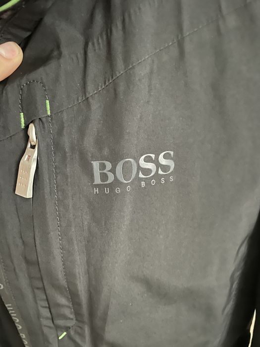 Geaca barbati anti vant Hugo Boss