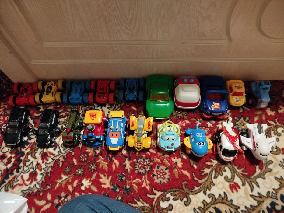 Машинки в очень хорошем состоянии