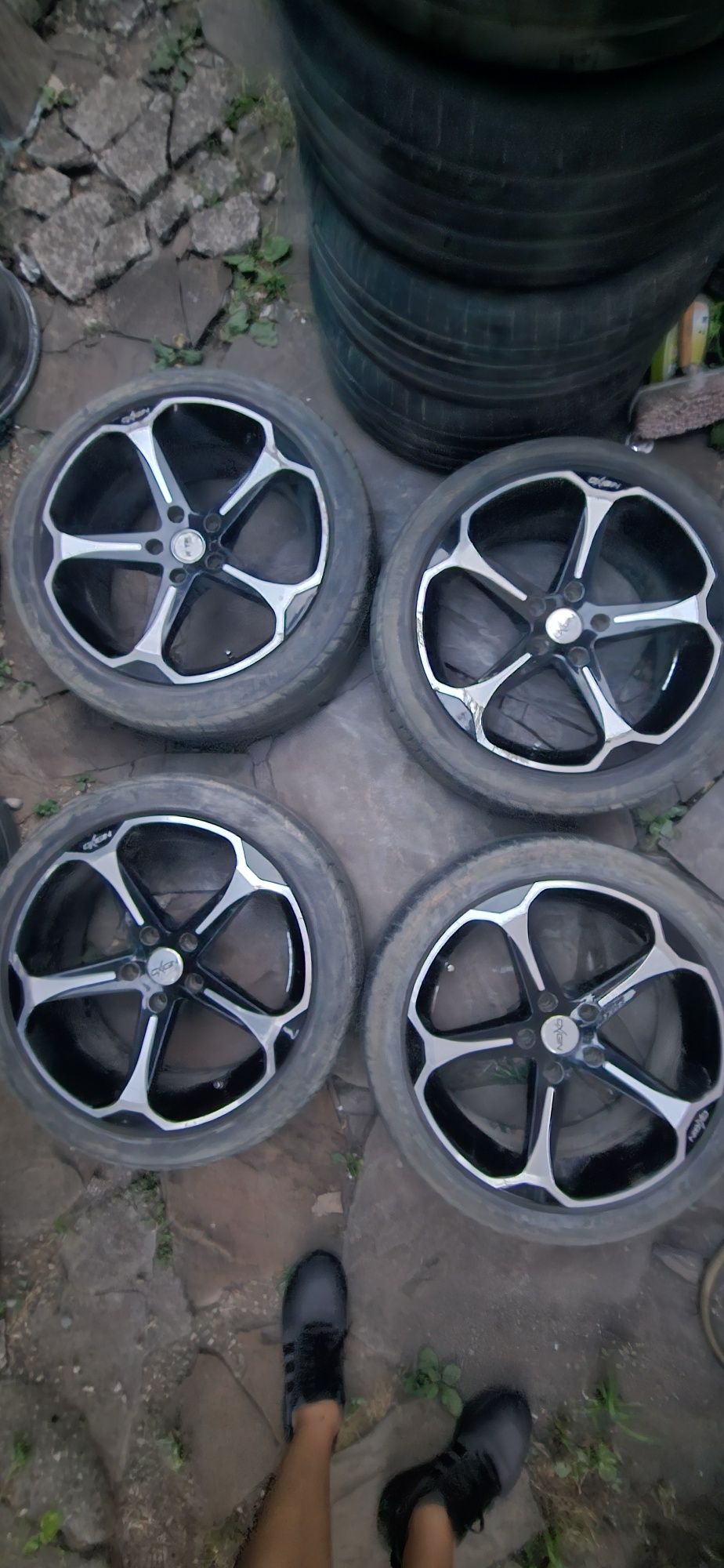 5/114.3/18 hyundai / kia алуминиеви джанти с гуми 560 лв.