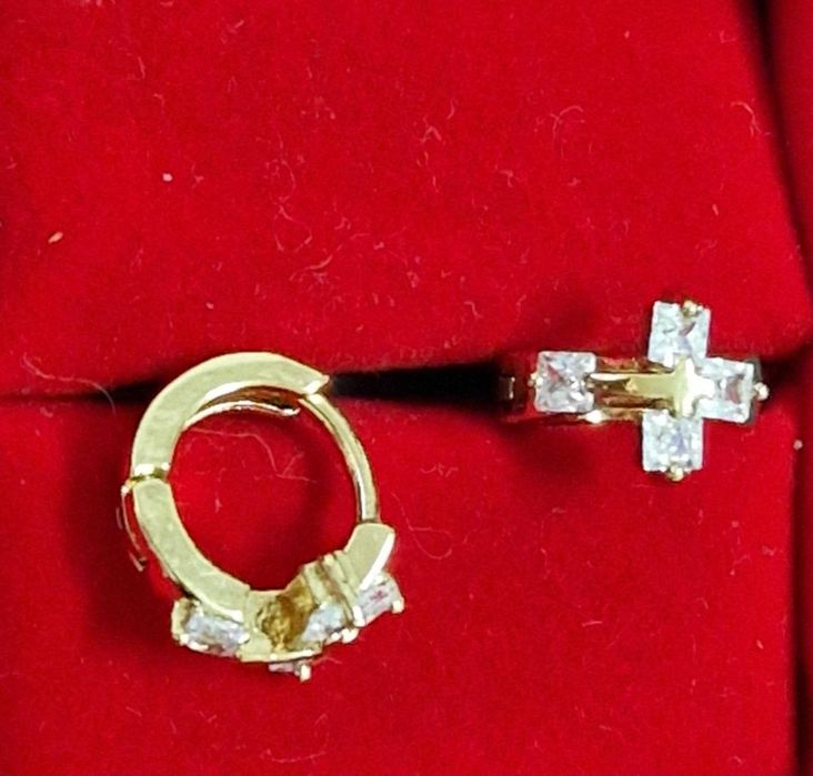 GP36,cercei placati aur 14k, model cruce,incuietoare sigura, zirconiu