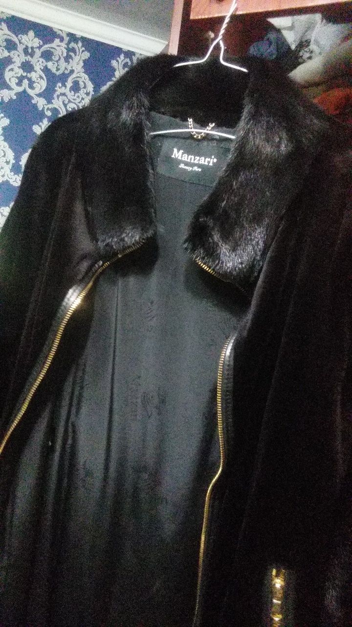 Шуба Manzari Luxury Furs Италия