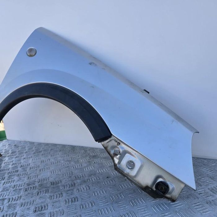 Aripa fata dreapta Opel Corsa C