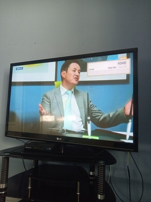 Большой телевизор LG 138 диогонал