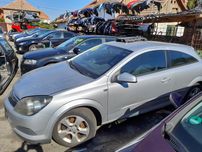 Usa stanga Opel Astra H Coupe /2 usi