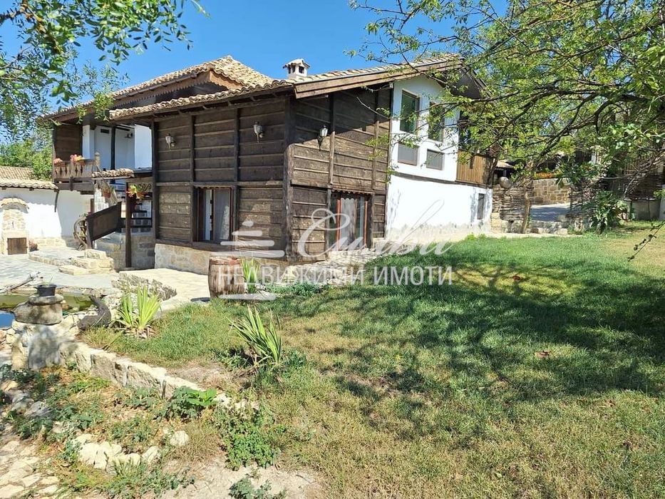 Самостоятелна РЕНОВИРАНА къща - с.Кюлевча