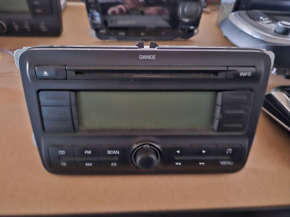 Radio cd skoda fabia 2 romster
