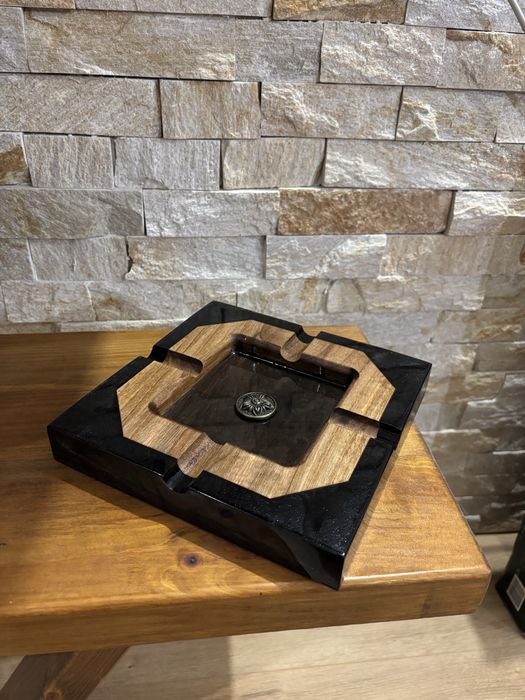 Пепелник за пури