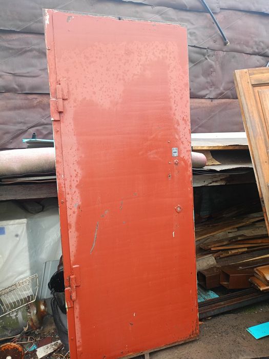 Дверь железная советская