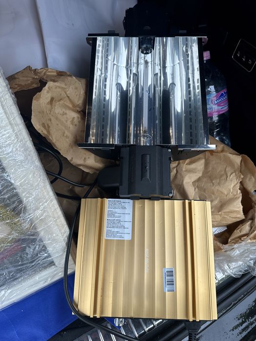 Нова DIMLUX EXPERT SERIES 1000 WATT - осветителна система