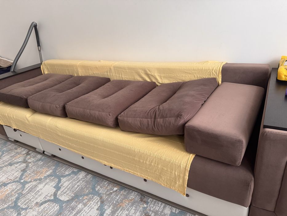 Диван в отличном состоянии