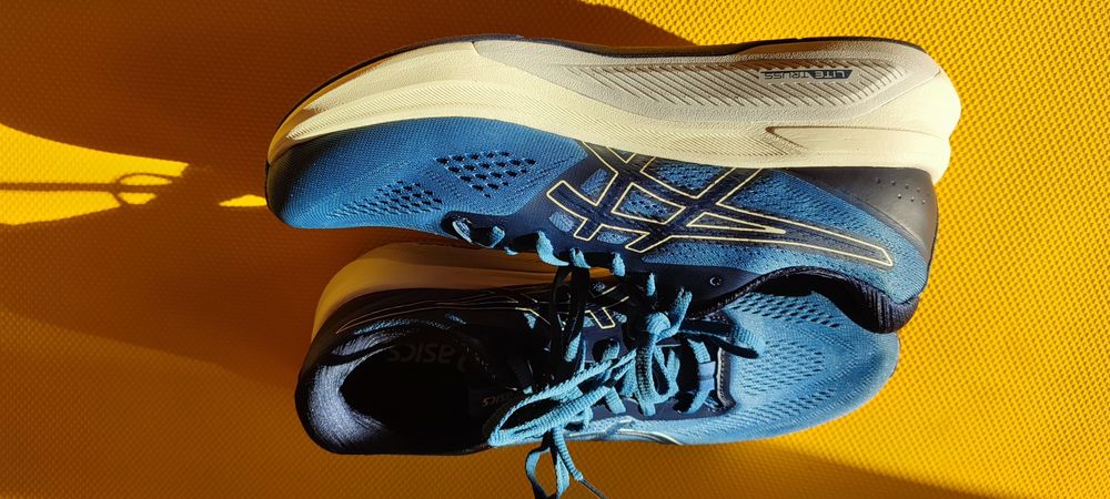 Asics running produs nou