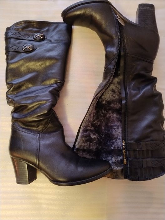 Сапоги женские 37 размер новые