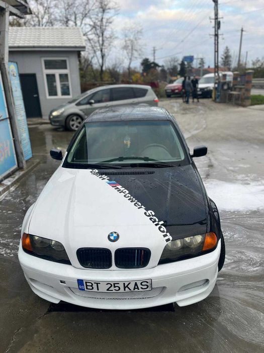 Bmw e46 două culori in certificat.