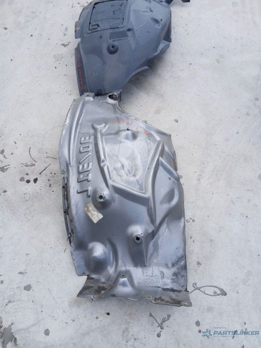 Carenaj roata fata stanga BMW Seria 3 F30 2011 +