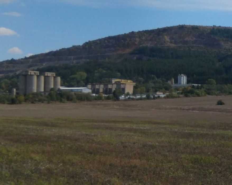 Имот Област Перник,град Батановци  4451 кв.м