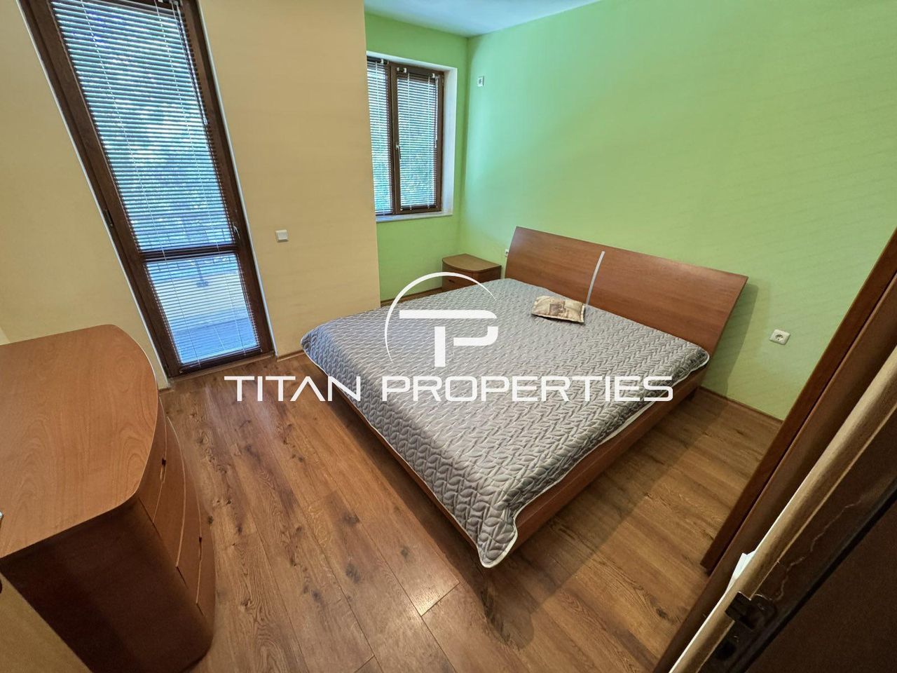 Продава се Двустаен апартамент в Бургас, Възраждане - 102 кв.м за 2079 €/кв.м - Снимка #5
