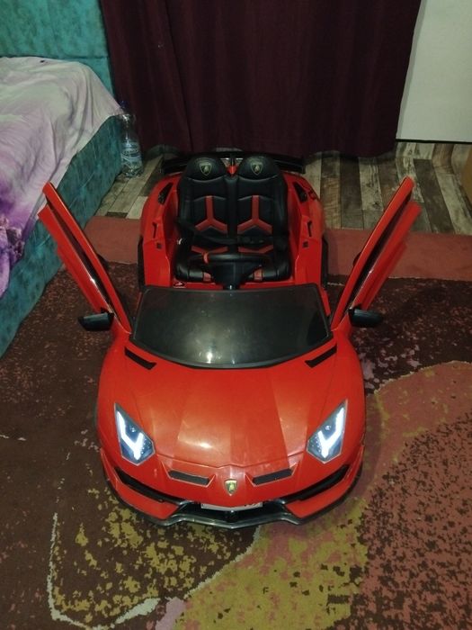 Mașină electrică copii cu telecomandă Lamborghini Adventador
