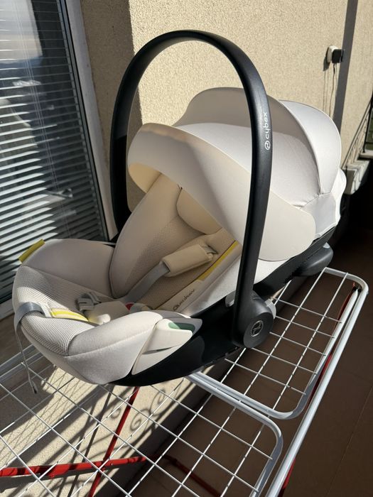 Столче за кола Cybex Cloud G i-Size Plus