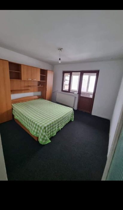 Vand/Schimb cu  teren - Apartament 2 camere, decomandat