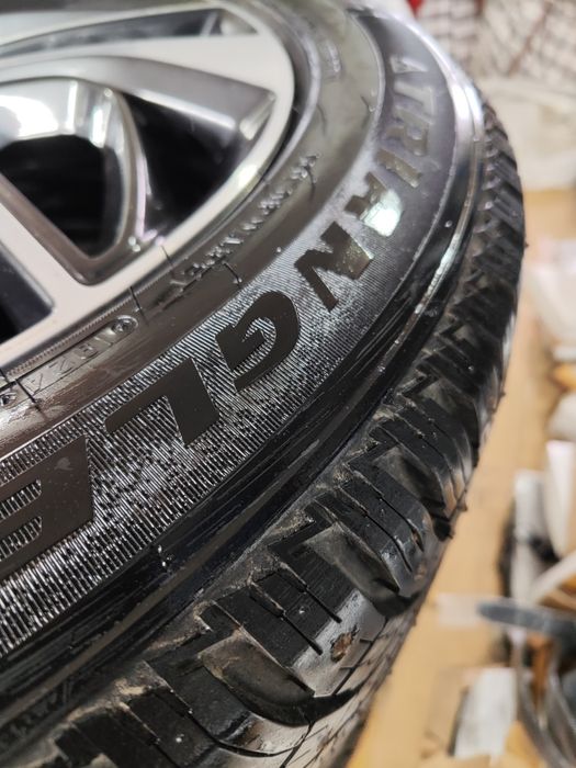 TRIANGLE шипы 19 размер 235 55