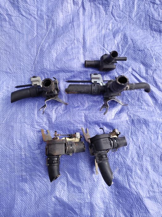 Кран отопителя .Toyota mark II