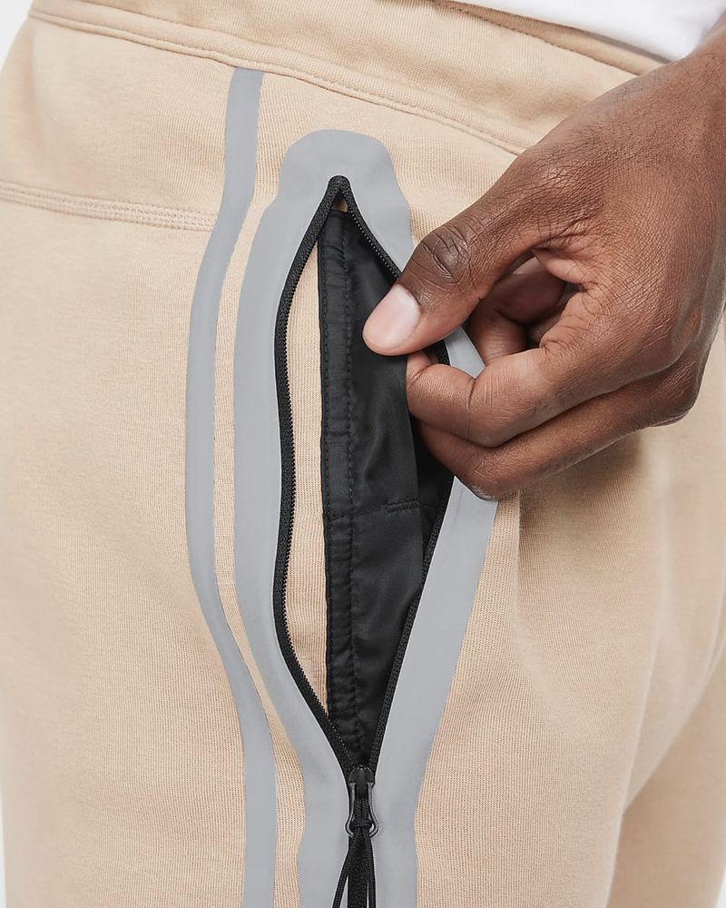 Мъжко долнище Nike Tech Fleece Reflective - размер L (с дефект)