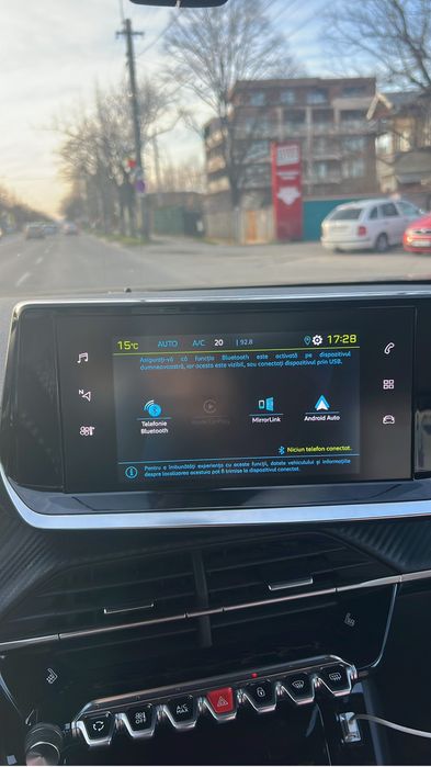 Vand Peugeout e-2008 Full Electric inmatriculat