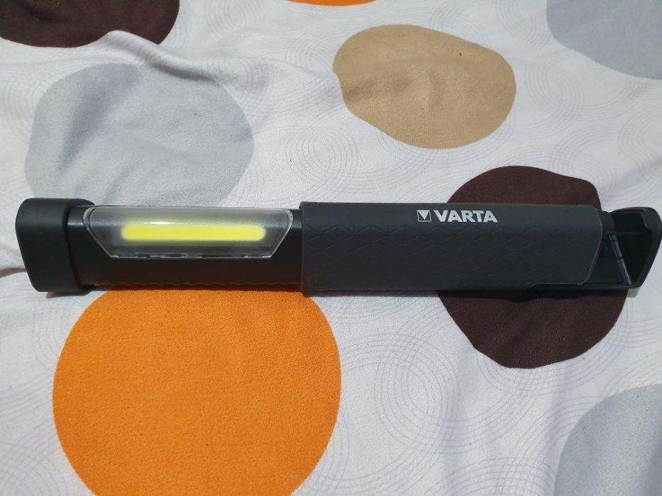 lanterna VARTA LED 2 tipuri iluminare