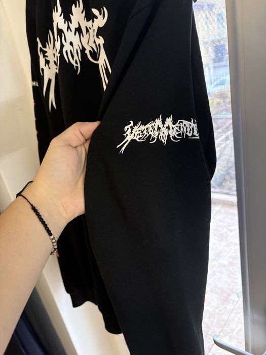 vetements total fu*king darkness hoodie