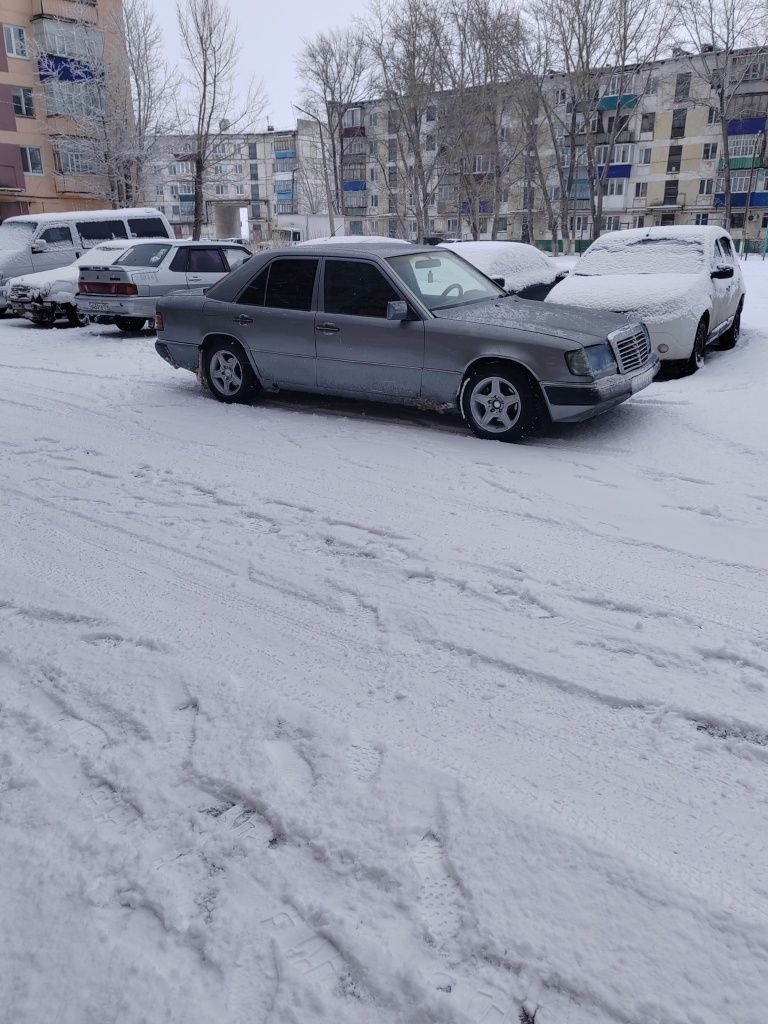 Продам mercedes-benz 230