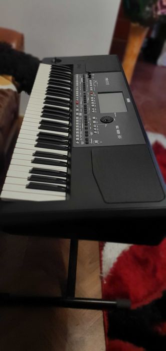 Vând/Schimb korg pa600