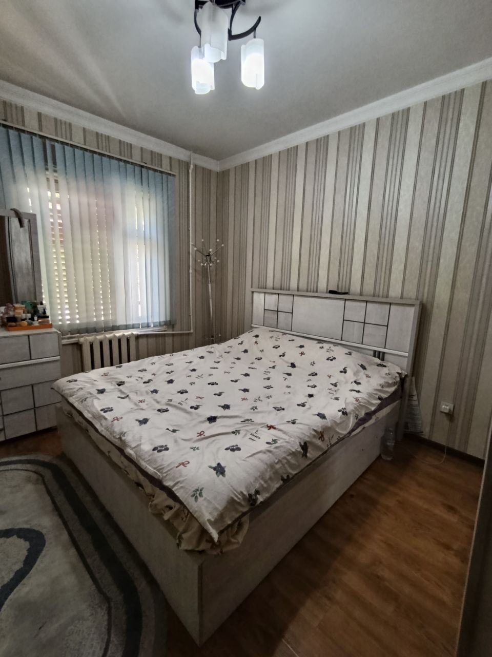 Продаю 2-х комнатную квартиру на Сергели 6, 2 с/у, лифтовая