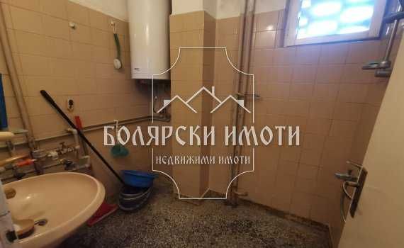 Дава се под наем  в Велико Търново, Колю Фичето - 16 кв.м за 102 € - Снимка #4