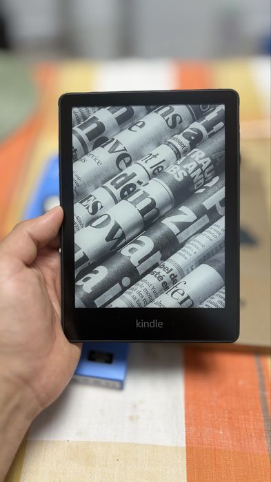 Kindle Amazon Paperwhite 11 Gen M2L3EK-Ca Nou-Cutie-Mod Noapte-BUN