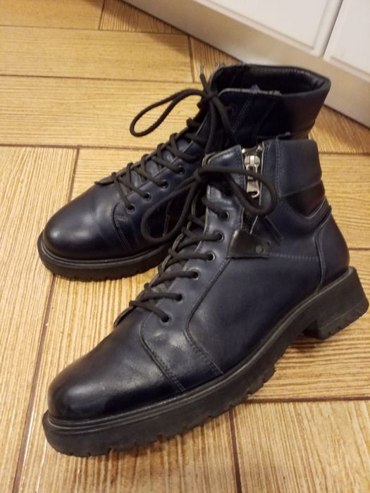 Ghete piele naturala mărime 38.