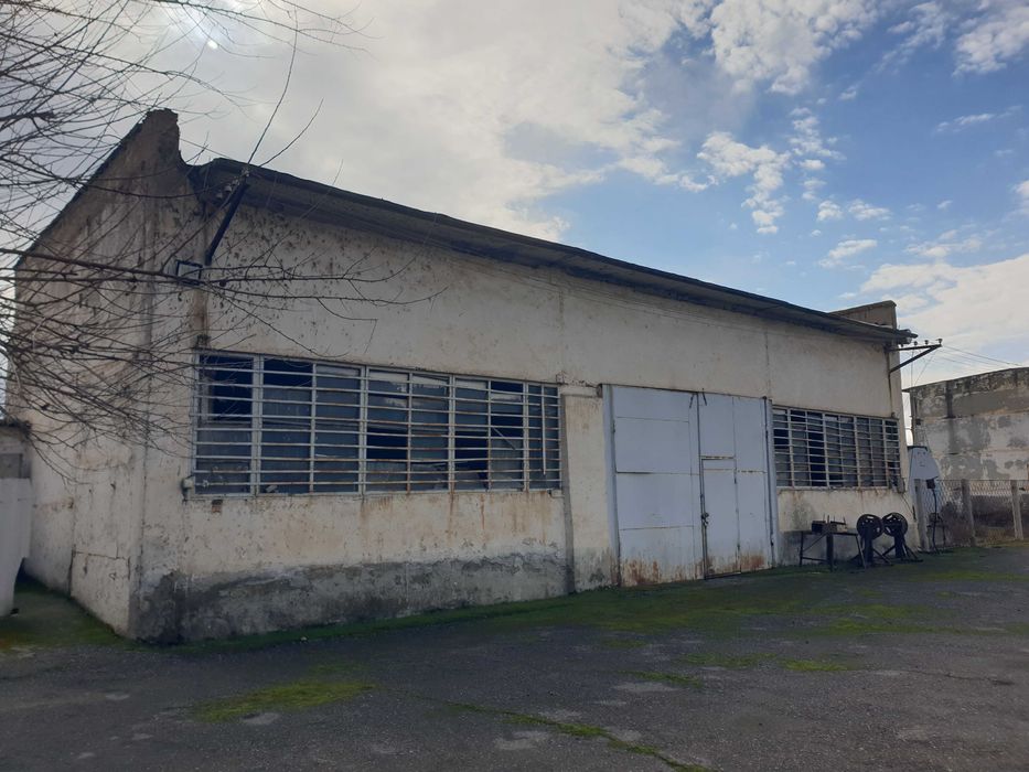 Продаётся база для производства и складирования